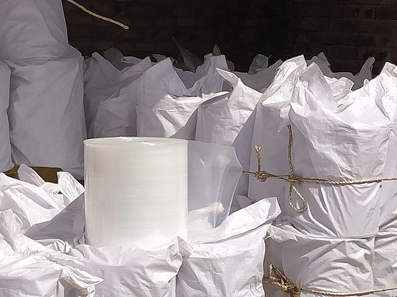 塑料薄膜通風(fēng)(fēng)管透明船廠(chǎng)